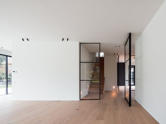 Space Saving Aluminium Pivot Doors , Tempered Glass Internal Glass Pivot Doors