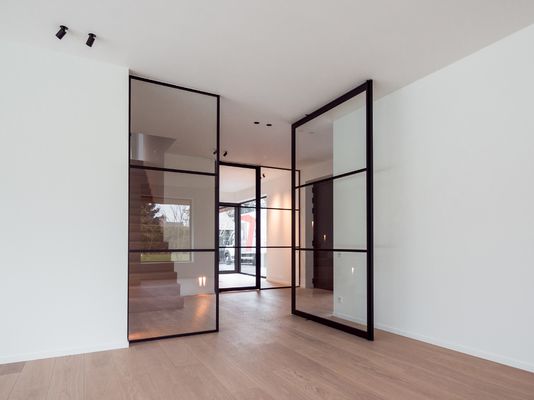 Space Saving Aluminium Pivot Doors , Tempered Glass Internal Glass Pivot Doors