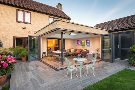 ODM Aluminum Folding Doors , Frosted Glass Corner Folding Doors For Luxury Villa